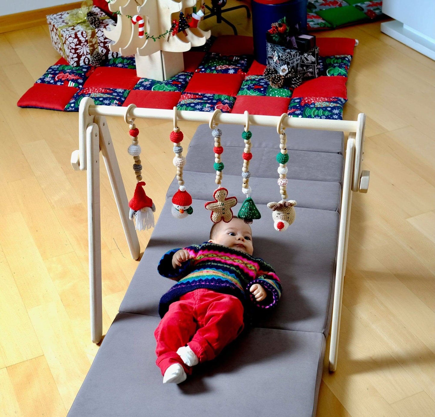 Montessori Wooden Baby Gym with Hanging Toys
