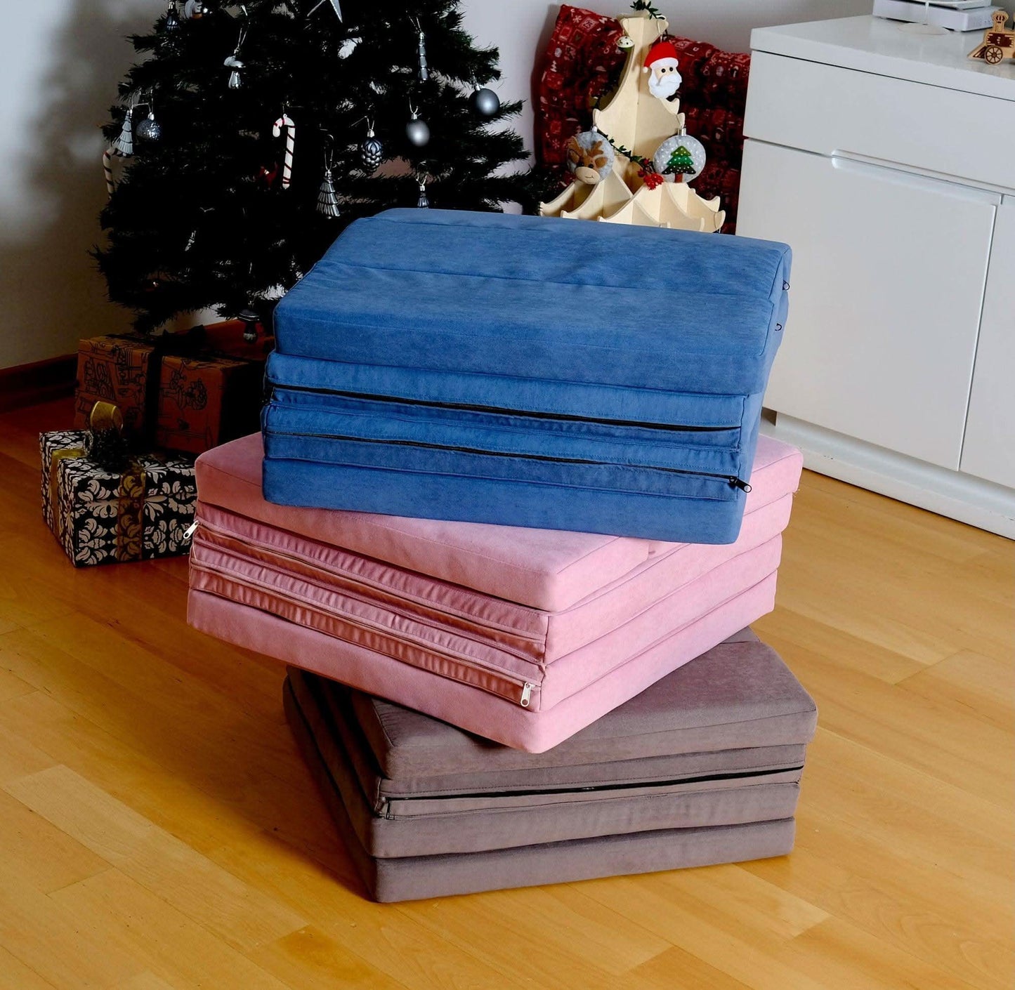 Kids Play Mat & Convertible Couch for Fun & Relaxation