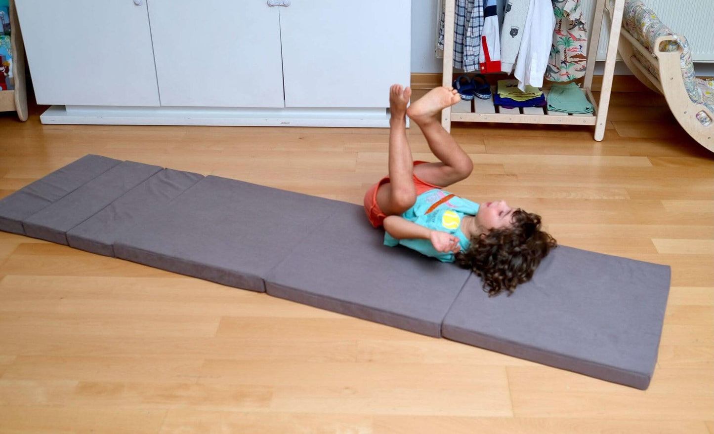 Kids Play Mat & Convertible Couch for Fun & Relaxation